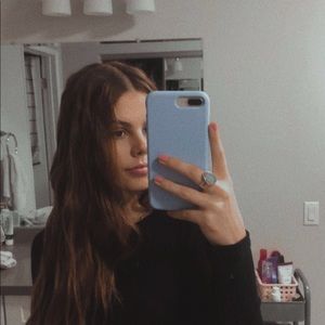 Meet your Posher, Allie